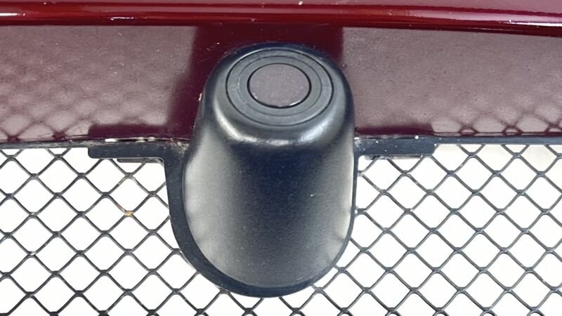 6G33-17D957 / 6G33 17D957 / 6G3317D957 07-10 ASTON MARTIN VANTAGE FRONT BUMPER COVER COMPLETE WITH GRILL MERLOT RED OEM