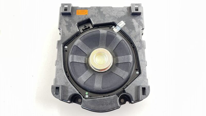2622492 20-23 TOYOTA SUPRA LEFT OR RIGHT REAR SPEAKER SUBWOOFER SUB WOOFER 2622492 OEM