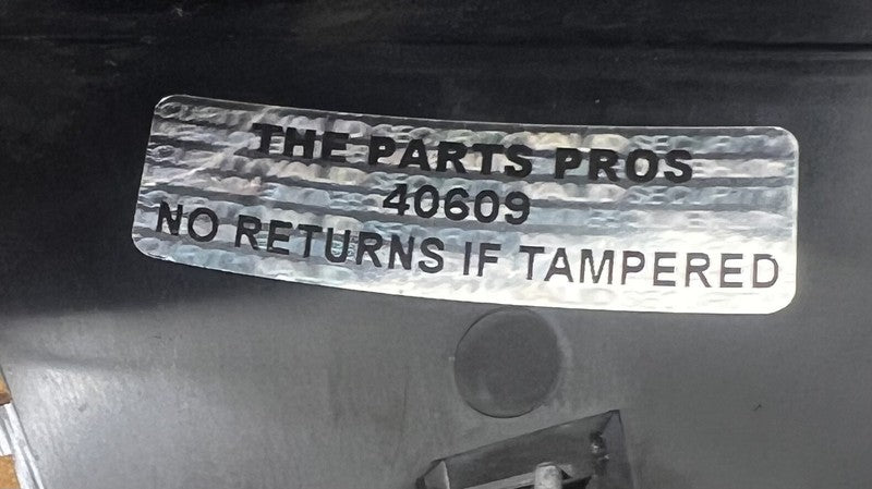 6G33-C04634-ABW / 6G33 C04634 ABW / 6G33C04634ABW 07-17 ASTON MARTIN VANTAGE LEFT FRONT DASH AC AIR VENT GRILLE W/ COVER