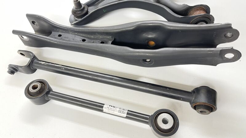 14-20 ACURA MDX PASSENGER RIGHT REAR CONTROL ARM SUSPENSION SET OEM