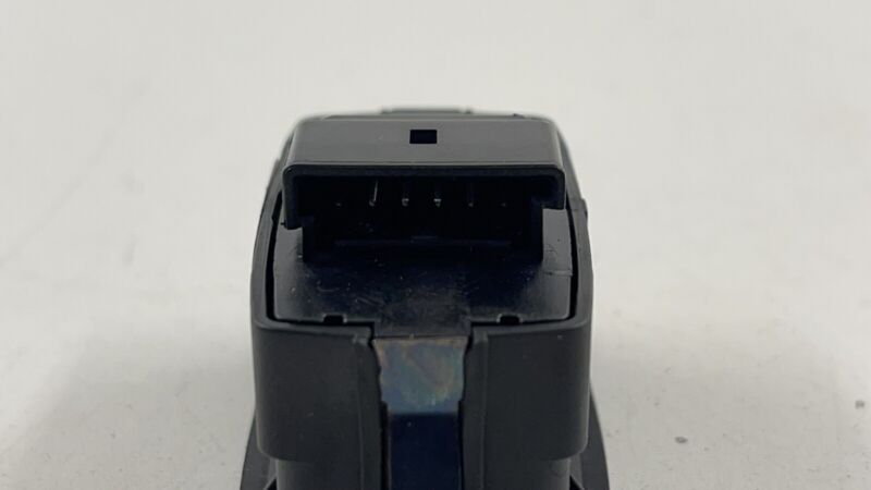 7PP.962.109.C / 7PP 962 109 C / 7PP962109C 10-16 PORSCHE PANAMERA ANTI THEFT ALARM SIREN DEACTIVATE BUTTON 7PP962109C OE