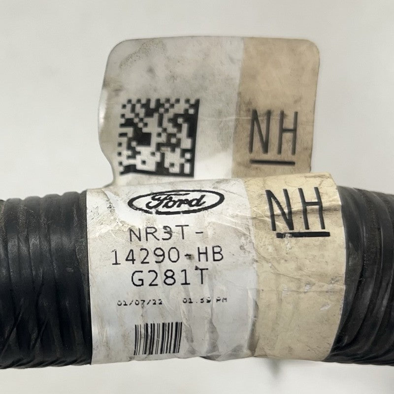NR3T-14290-HB / NR3T 14290 HB / NR3T14290HB 18-23 FORD MUSTANG GT ENGINE BAY WIRE HARNESS WITH FUSE BOX NR3T-14290-HB OE