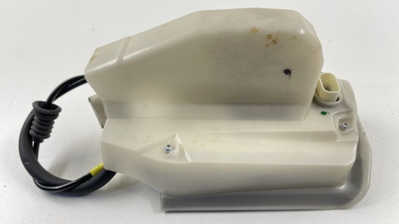 1500674-00-A / 1500674 00 A / 150067400A 20-23 TESLA MODEL Y DRIVER LEFT REAR DOOR LOCK LATCH ACTUATOR 1500674-00-A OEM