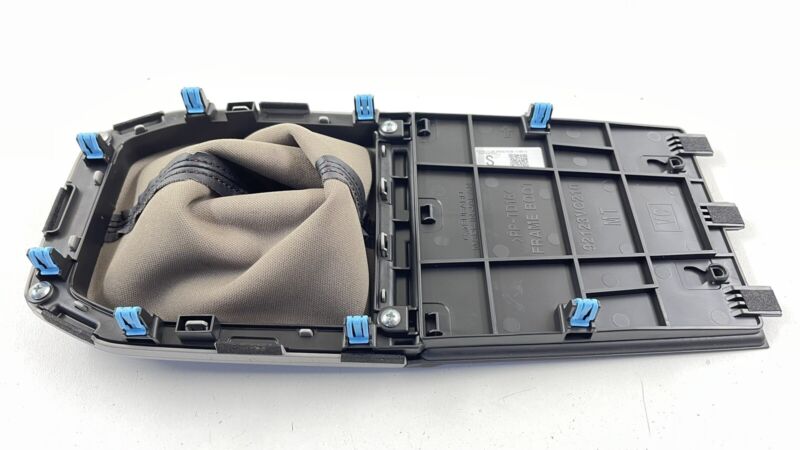 92123VC210 22-23 SUBARU WRX CENTER CONSOLE MANUAL GEAR SHIFT BOOT TRIM COVER 66273VC200 OEM