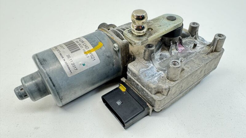 W000025984 13-18 BENTLEY FLYING SPUR GTC GT WINDSHIELD WIPER MOTOR W000025984 OEM