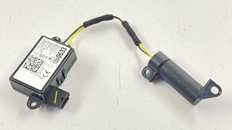13540633 19-23 CHEVROLET CAMARO SS DETERRENT ANTI THEFT ALARM CONTROL MODULE 13540633 OEM