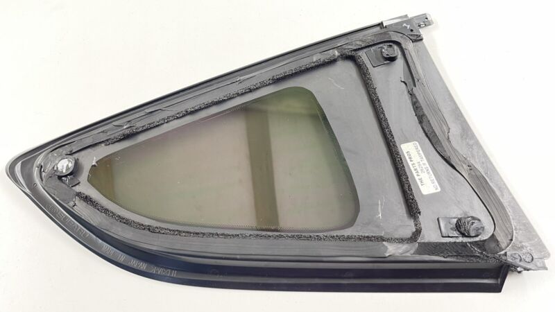43R-006708 / 43R 006708 / 43R006708 2022 SUBARU BRZ TOYOTA GR86 DRIVER LEFT REAR QUARTER PANEL GLASS WINDOW OEM