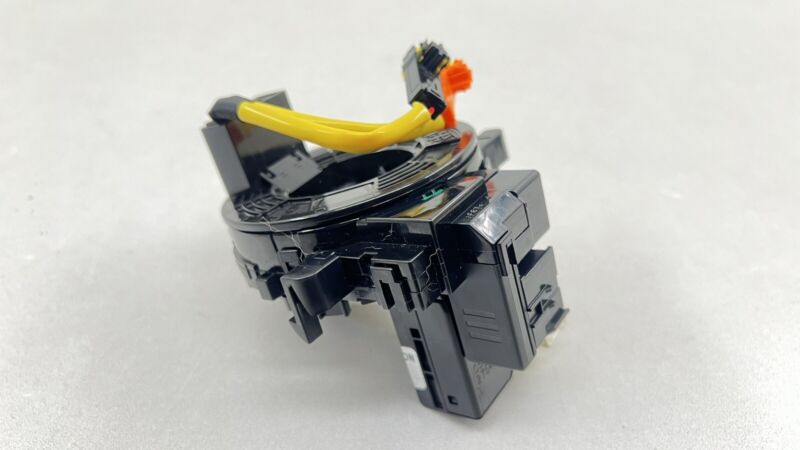 27546VC000 22-25 SUBARU WRX STEERING CLOCK SPRING ANGLE SENSOR SRS 83111VC730 OEM
