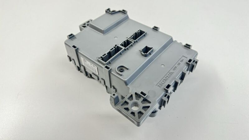 THR-A2 / THR A2 / THRA2 18-23 HONDA ODYSSEY CABIN LEFT CHASSIS DISTRIBUTION FUSE RELAY JUNCTION BOX OEM