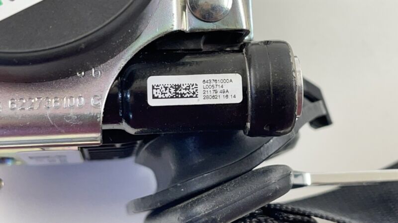 280621 20-23 TOYOTA SUPRA PASSENGER RIGHT FRONT SEATBELT SEAT BELT RETRACTOR OEM