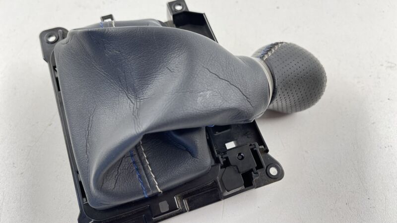 35971K523WA 16-20 LEXUS GS F GEAR SHIFT BOOT SHIFT KNOB 35971K523WA OEM