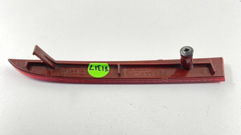 92282553 16-20 CHEVROLET CAMARO SS DRIVER LEFT REAR BUMPER REFLECTOR MARKER 92282553 OEM
