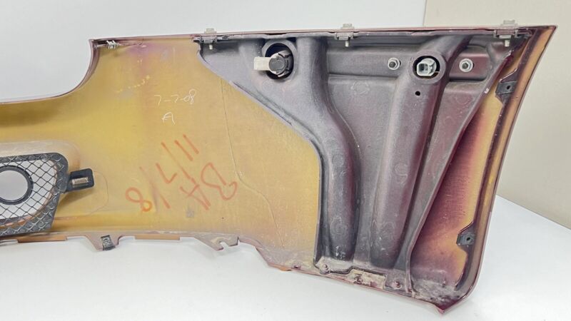 6G33-17D957 / 6G33 17D957 / 6G3317D957 07-10 ASTON MARTIN VANTAGE FRONT BUMPER COVER COMPLETE WITH GRILL MERLOT RED OEM