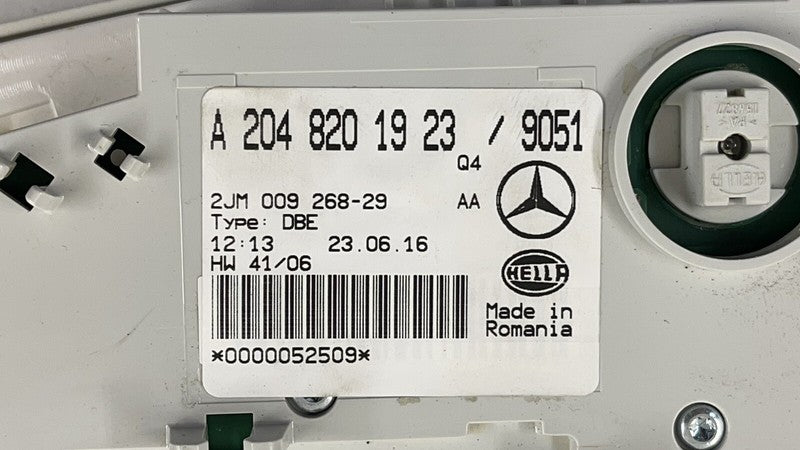 2048201923 / A2048201923 / A 204 820 19 23 1923 14-17 MERCEDES BENZ E550 W207 FRONT OVERHEAD CONSOLE READING LIGHT LAMP