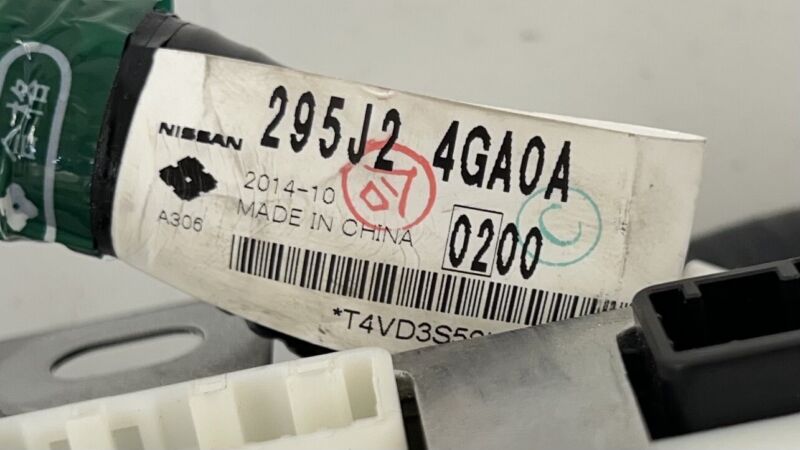 293A04GA1A 14-18 INFINITI Q50 HYBRID LITHIUM-ION BATTERY PACK CONTROL MODULE 293A04GA1A OEM