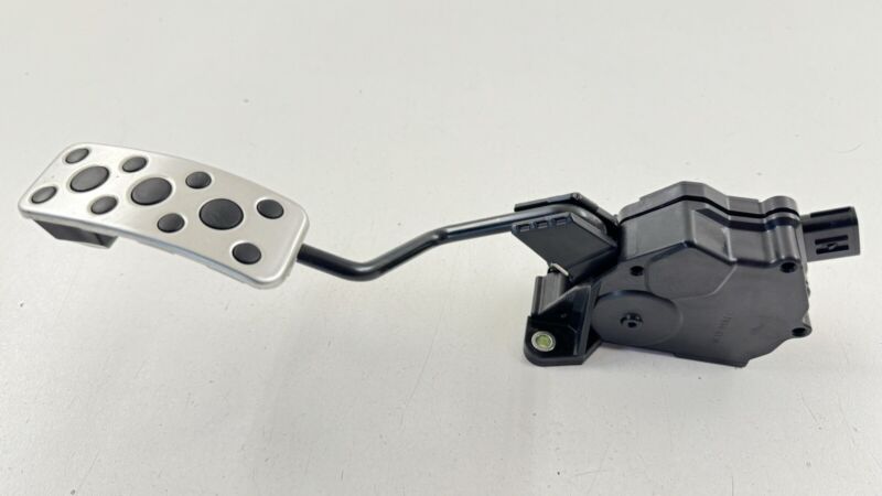 36010CA111 13-23 SUBARU BRZ GAS PEDAL THROTTLE ACCELERATOR SENSOR 36010CA111 OEM