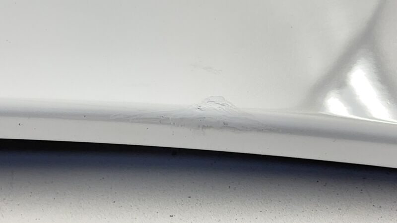 427.809.384.B / 427 809 384 B / 427809384B 11-15 AUDI R8 SPYDER RIGHT REAR LOWER QUARTER PANEL EXTENSION TRIM COVER OEM