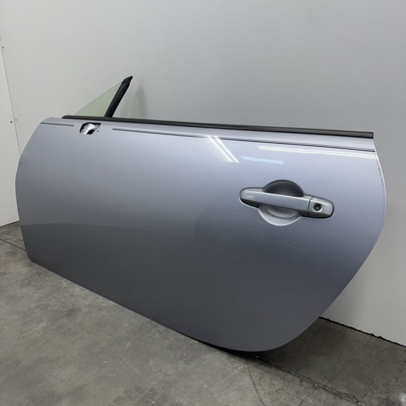 Does not apply 22-25 TOYOTA GR86 SUBARU BRZ DRIVER LEFT DOOR COMPLETE WITH GLASS SILVER OEM