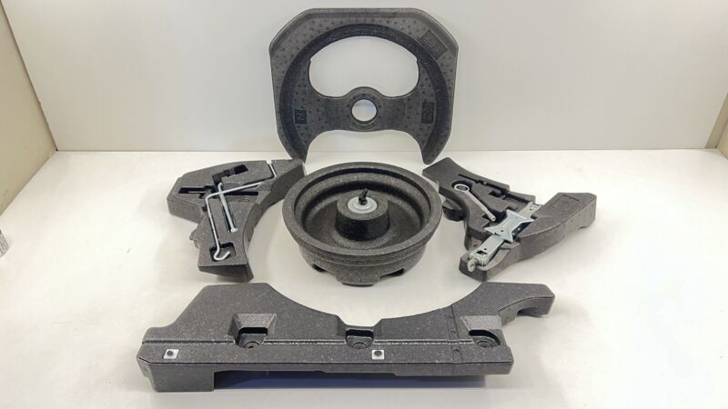 95086CA070 17-20 SUBARU BRZ REAR SPARE TIRE WITH SCISSOR JACK TOOL HOLDER FOAM KIT OEM