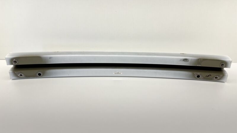 22785364 10-15 CHEVROLET CAMARO ZL1 SS FRONT REINFORCEMENT BAR IMPACT ABSORBER WHITE OEM