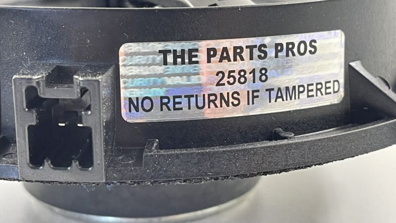281E5 6HE2B 14-22 INFINITI Q50 LEFT OR RIGHT REAR DOOR SPEAKER BOSE 281E5 6HE2B OEM