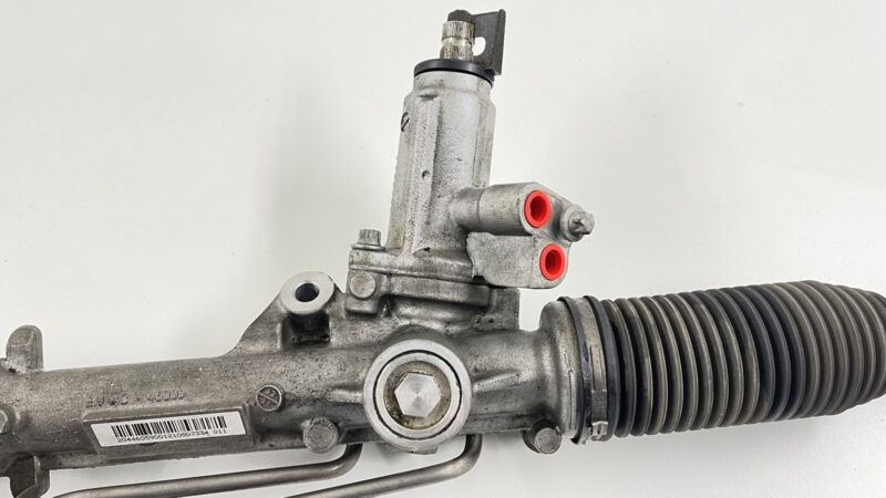 20411011017 / A20411011017 / A 204 1 101 1 017 08-14 MERCEDES BENZ W204 C CLASS POWER STEERING GEAR BOX RACK AND PINION