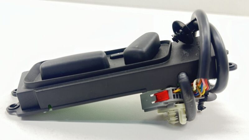 7G43-14B709-AC / 7G43 14B709 AC / 7G4314B709AC 07-17 ASTON MARTIN VANTAGE DRIVER LEFT FRONT SEAT MEMORY CONTROL SWITCH O