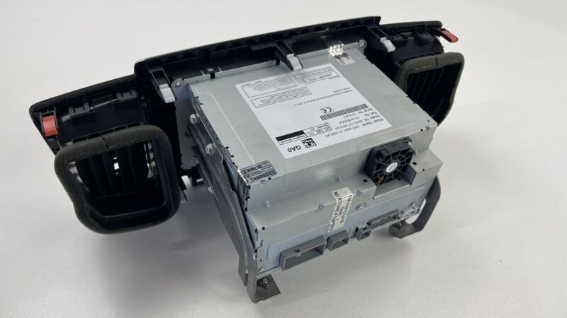39100-TG7-A01 / 39100 TG7 A01 / 39100TG7A01 16-18 HONDA PILOT DASH RADIO DISPLAY SCREEN HEAD UNIT ASSEMBLY 39100-TG7-A01
