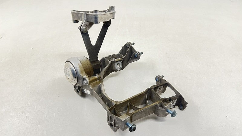 987.375.206.01 / 987 375 206 01 / 98737520601 05-08 PORSCHE BOXSTER CAYMAN 987 RIGHT REAR SUBFRAME SUPPORT MOUNT BRACKET