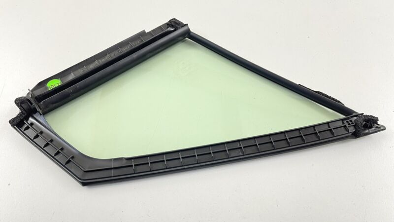 61284FL010 22-23 SUBARU WRX DRIVER LEFT FRONT DOOR CORNER VENT GLASS WINDOW OEM