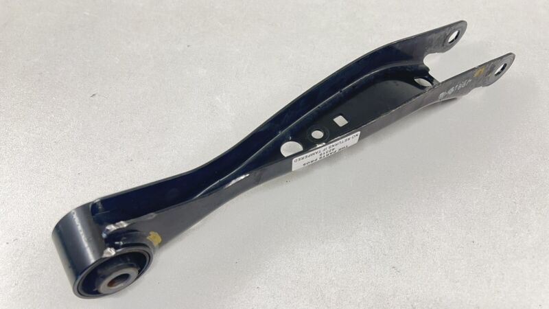 Does Not Apply 24-25 SUBARU CROSSTREK DRIVER LEFT REAR CONTROL ARM SET OF 5 OEM