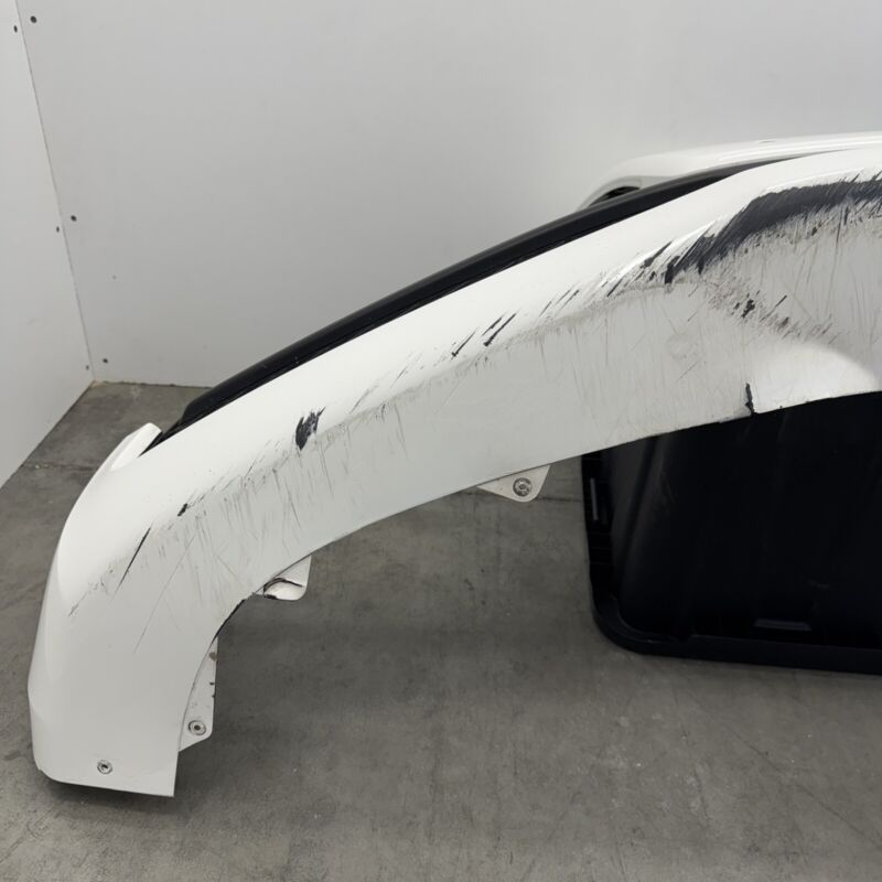 4W0.807.221 / 4W0 807 221 / 4W0807221 13-18 BENTLEY FLYING SPUR FRONT BUMPER COVER COMPLETE WITH GRILLS & SENSORS OEM