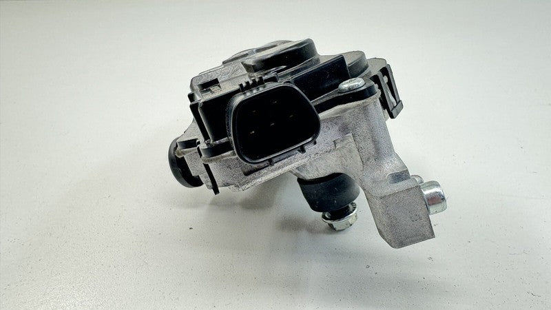 84399856 20-23 CADILLAC CT4 FRONT WINDSHIELD WIPER MOTOR 84399856 OEM
