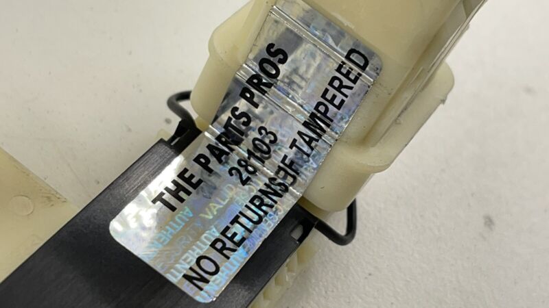 3-2840625-1 / 3 2840625 1 / 328406251 20-23 TESLA MODEL Y BATTERY END LINK TERMINAL FUSE RELAY MODULE 2840625 OEM