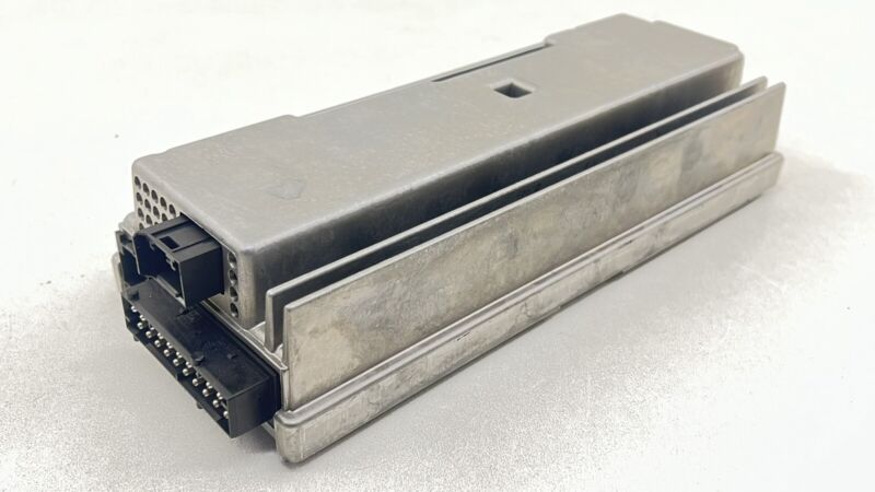 7 843 191 / 7843191 06-10 BMW M6 E63 E64 TOP-HIFI AMPLIFIER AMP RADIO AUDIO MODULE 7843191 OEM