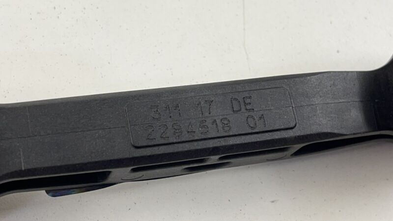 2284618 15-21 BMW M2 M3 M4 REAR SWAY BAR END LINK STABILIZER ROD BAR PAIR 2284618 OEM