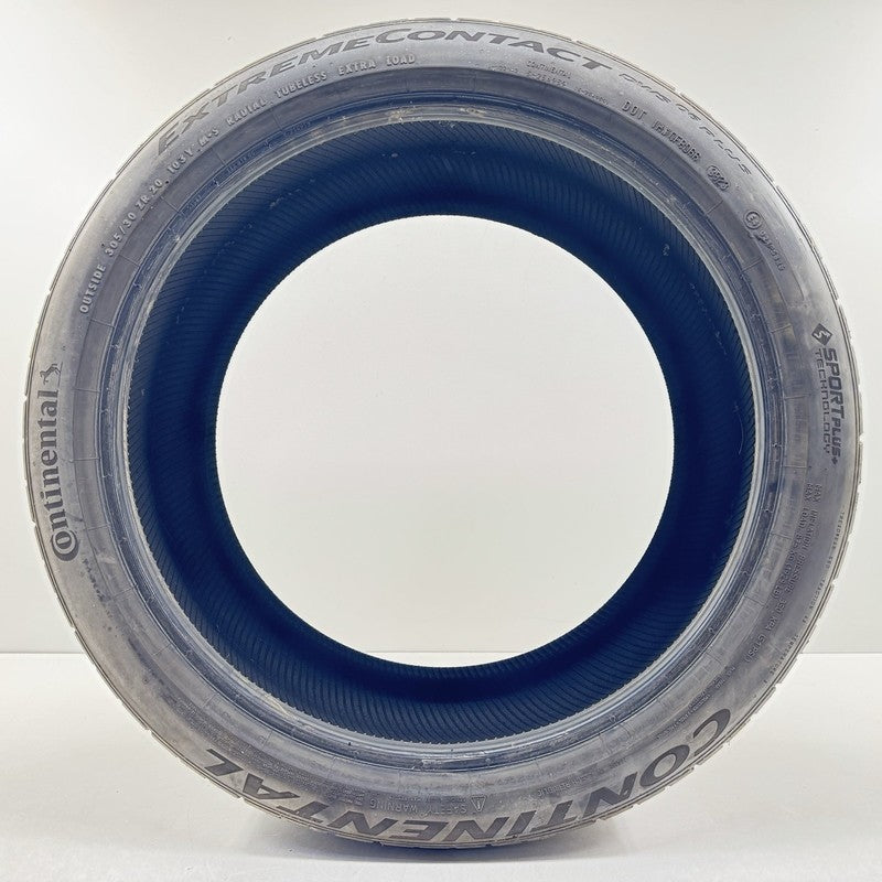 ONE USED TIRE 305/30R20 CONTINENTAL EXTREME CONTACT DWS 06 PLUS 103Y 8/32" TREAD