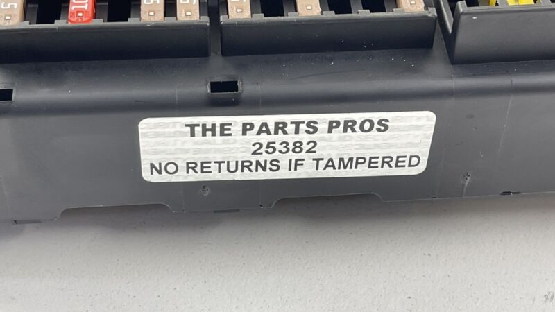 29112017 15-21 BMW M2 M3 M4 POWER DISTRIBUTION FUSE RELAY JUNCTION BOX 61149389070 OEM