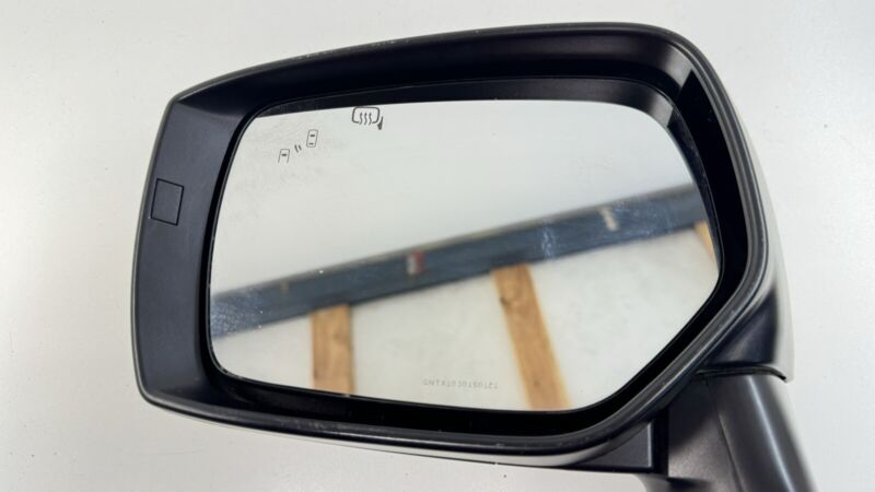 E13 037559 15-21 SUBARU WRX OR STI DRIVER LEFT FRONT DOOR MIRROR HEATED BLIND SPOT OEM
