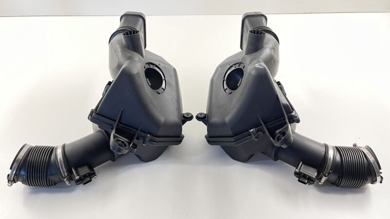 7843289 16-19 BMW M6 AIR CLEANER BOX AIR FILTER INTAKE BOX ASSEMBLY PAIR OEM