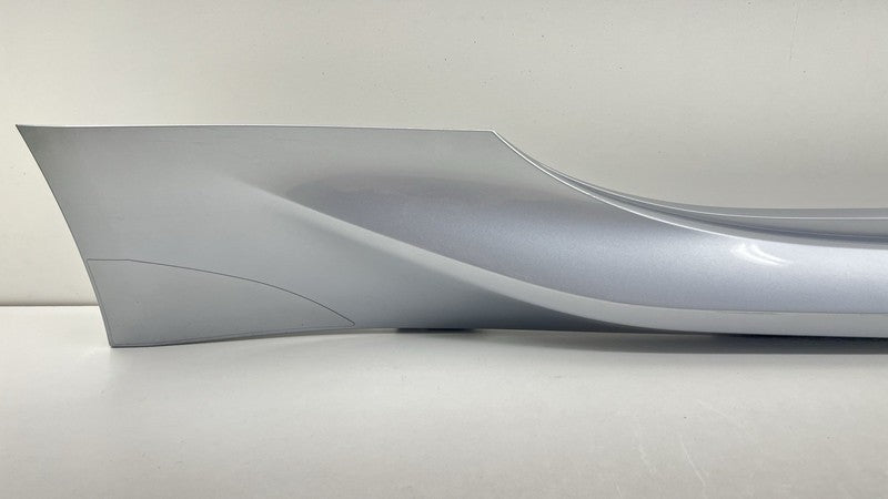C19010043 22-25 TOYOTA GR86 PASSENGER RIGHT SIDE SKIRT ROCKER PANEL COVER TRIM SILVER OEM