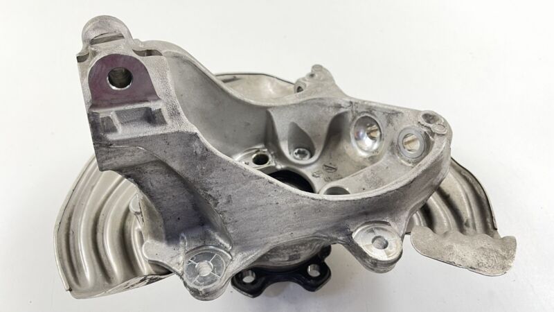 6871337 20-23 TOYOTA SUPRA DRIVER LEFT FRONT SPINDLE KNUCKLE HUB BEARING OEM