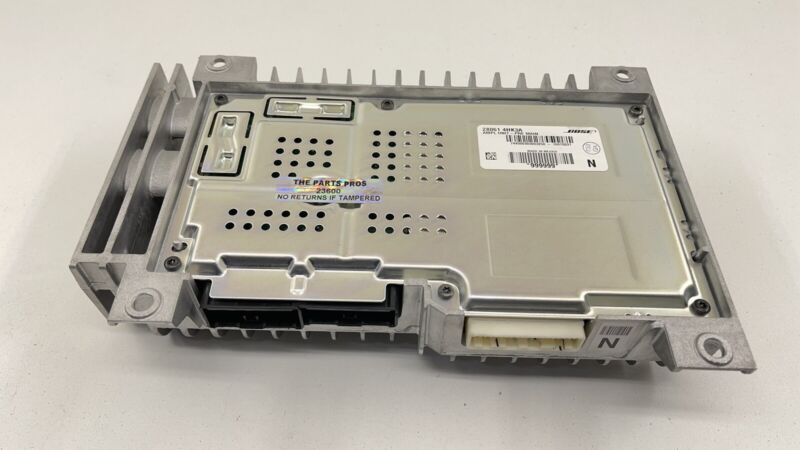 28061 4HK3A / 28061-4HK3A / 280614HK3A 16-18 INFINITI Q50 BOSE AMPLIFIER AMP AUDIO SOUND SYSTEM 28061 4HK3A OEM