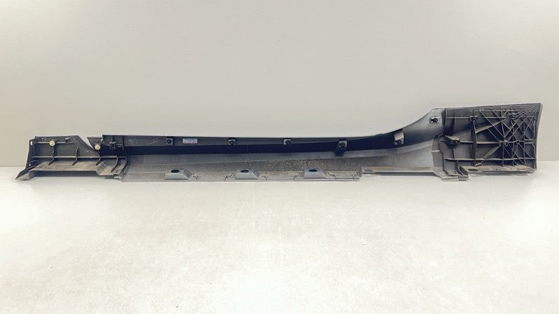 C19010043 22-25 TOYOTA GR86 PASSENGER RIGHT SIDE SKIRT ROCKER PANEL COVER TRIM SILVER OEM