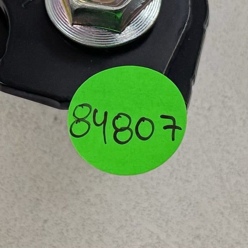 6576192 23-25 TOYOTA PRIUS LEFT AND RIGHT REAR SEAT BELT SEATBELT BUCKLE PAIR OEM