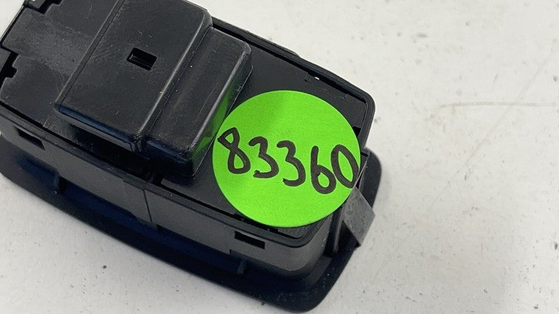 7PP.962.109.C / 7PP 962 109 C / 7PP962109C 10-16 PORSCHE PANAMERA ANTI THEFT ALARM SIREN DEACTIVATE BUTTON 7PP962109C OE