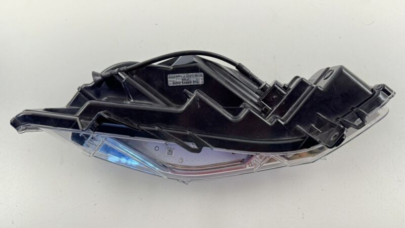 JR3B-13200-AF / JR3B 13200 AF / JR3B13200AF 18-23 FORD MUSTANG GT RIGHT FRONT DAY TIME RUNNING LIGHT FOGLIGHT LAMP OEM