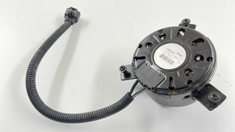 3137230143 12-20 TESLA MODEL S FRONT RADIATOR COOLING FAN MOTOR OEM