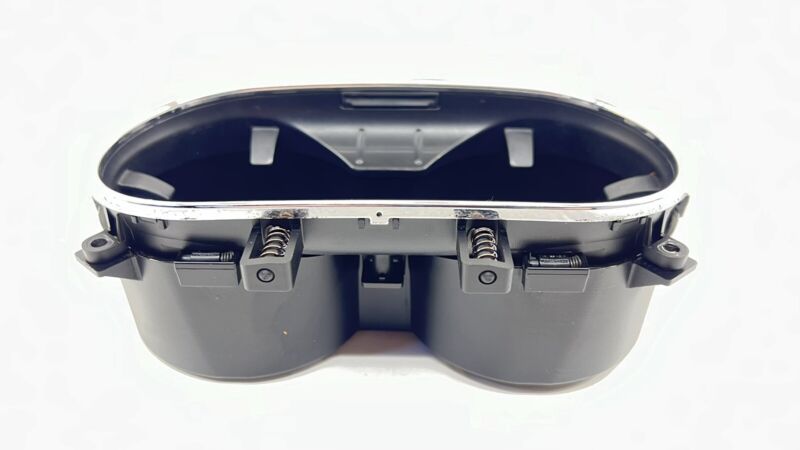 3W0.858.195 / 3W0 858 195 / 3W0858195 13-18 BENTLEY FLYING SPUR CENTER CONSOLE CUPHOLDER CUP HOLDER 3W0.858.195 OEM