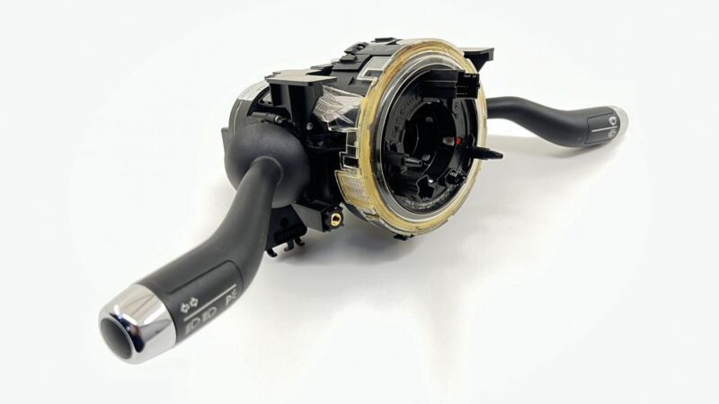 7L6 953 549 K / 7L6953549K 13-18 BENTLEY FLYING SPUR STEERING COLUMN CLOCK SPRING COMBINATION SWITCH OEM